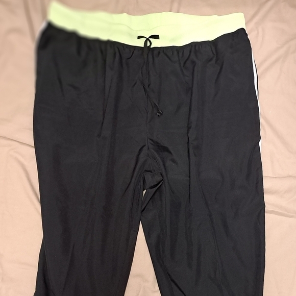 Just My size women's windbreaker Capris 46/48 A-22 - Picture 1 of 4